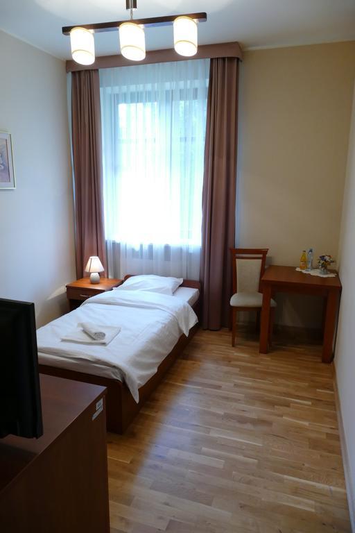 Ckm Centrum Konferencyjne Mazowsze Otrębusy Екстериор снимка